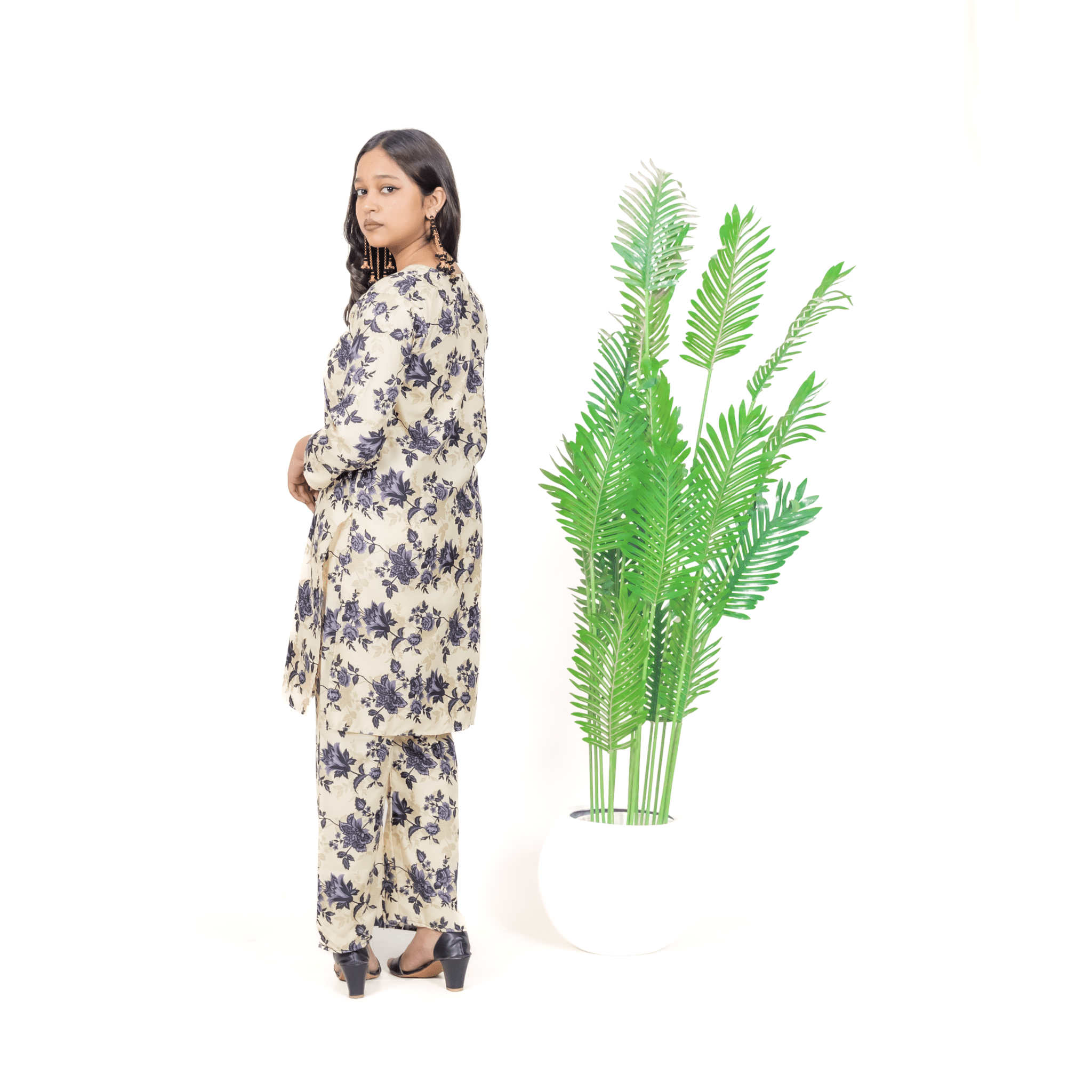 Classic Floral Ivory Set - LUNA LIBAS